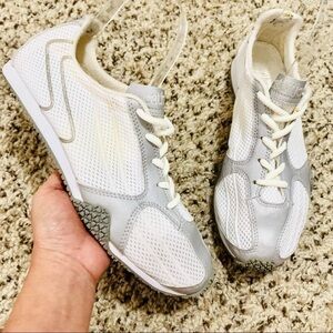 CATHY JEAN Mesh lightweight white sneakers women’s size 9